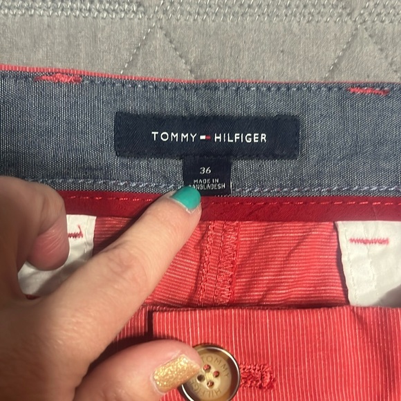 Mens Red shorts - Picture 1 of 2